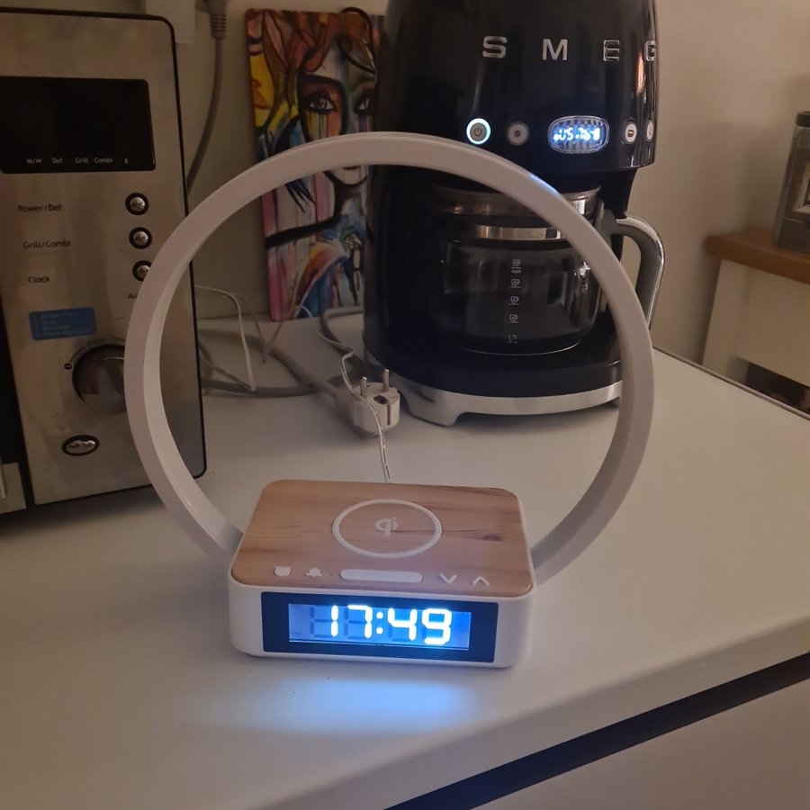 Rubicson wake-up light väckarklocka med trådlös laddning