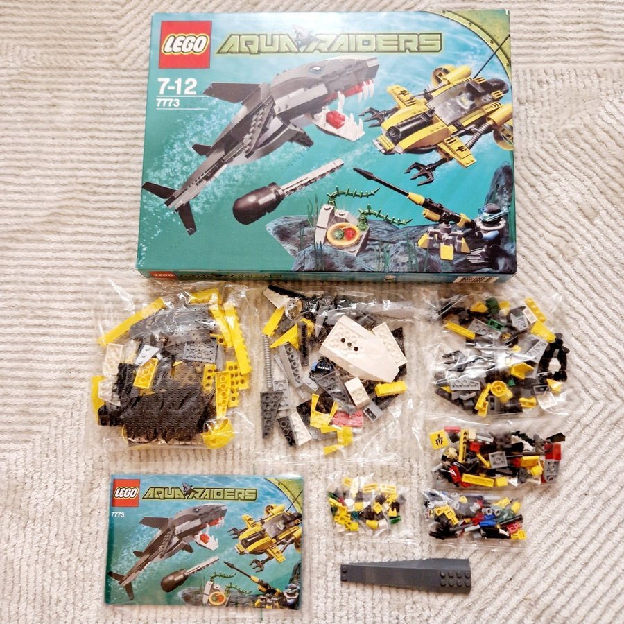 LEGO 7773 - Aqua Raiders - Tiger Shark Attack - Oanvänt innehåll