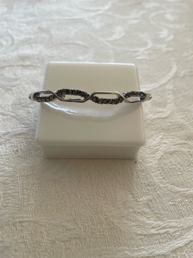 Silverfärgat armband, bijouterie