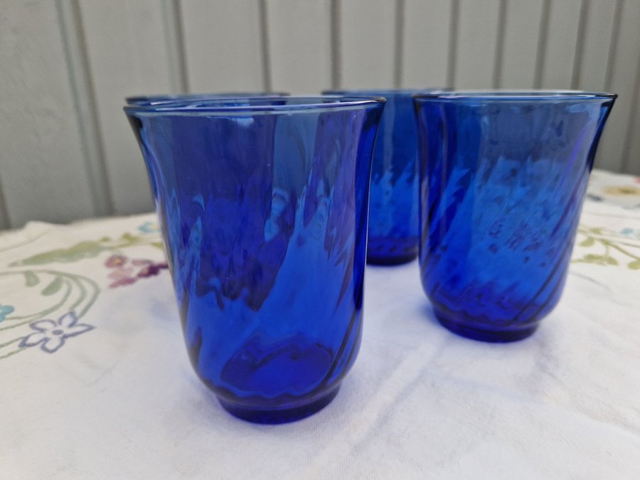 COBALT BLÅ GLAS ARCOROC 4 ST FRANCE RETRO