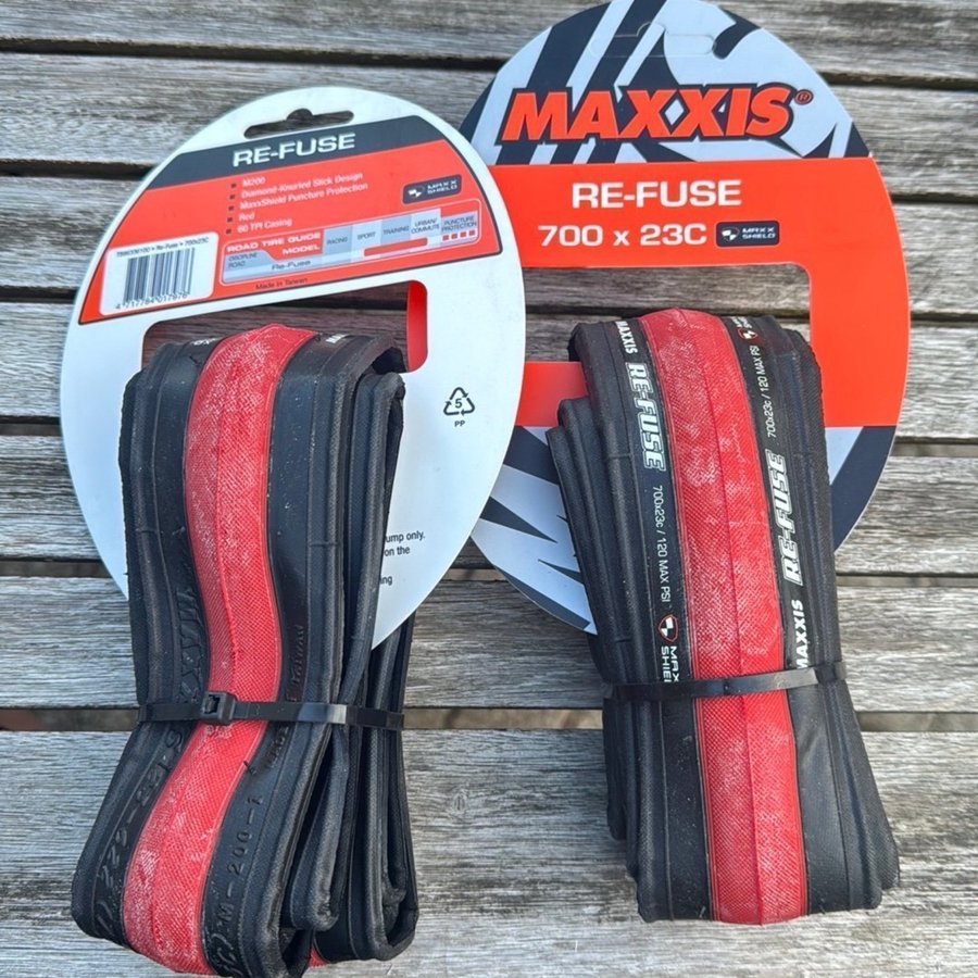 2 stk. Maxxis Re-Fuse 700x23c dæk