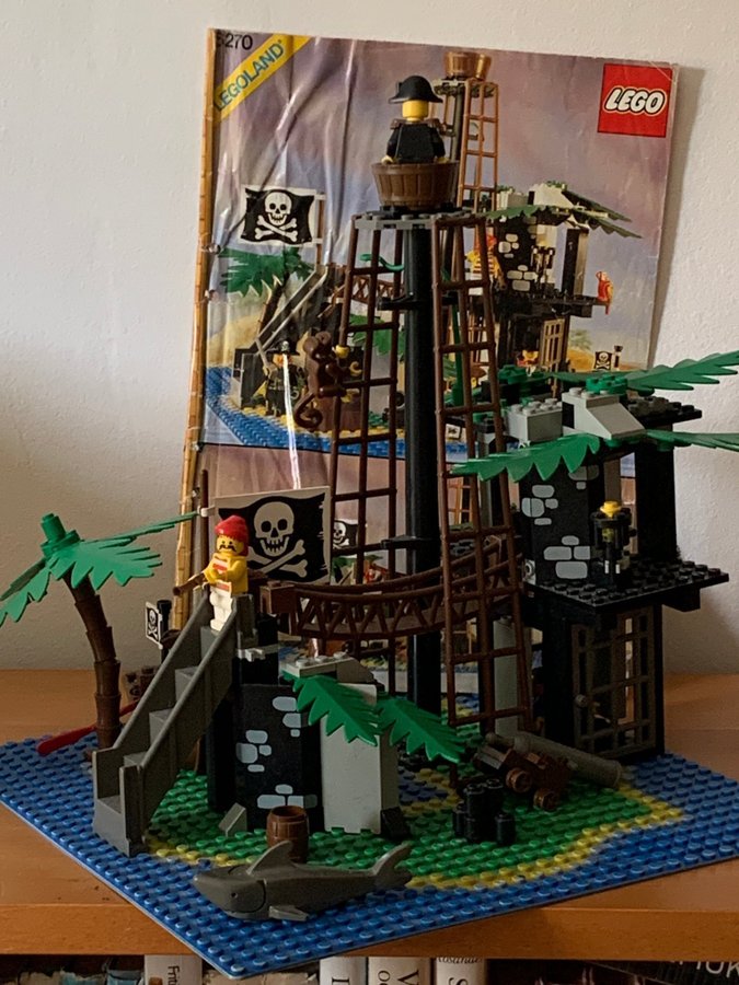 Lego 6270 - Piratöarnas fästning