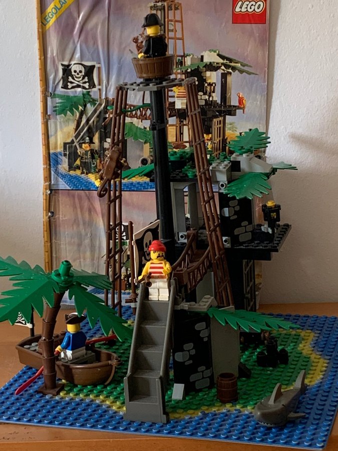 Lego 6270 - Piratöarnas fästning