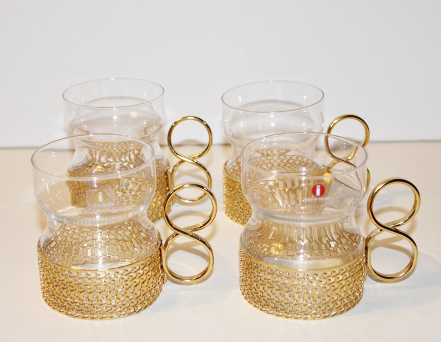 Iittala - "Tsaikka" - 4 glas med hållare guld - 23cl - Timo Sarpaneva