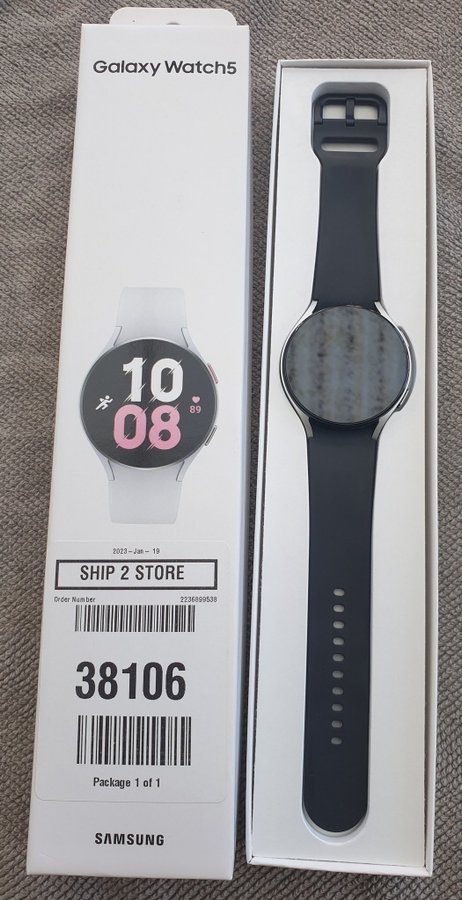 Samsung Galaxy Watch5 LTE/4G 44mm i Silverutförande