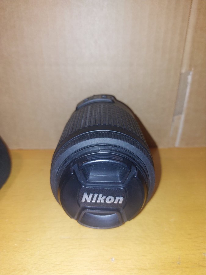 Nikon, AF-s Nikkor - 55-200 1:4-5.6G ED VR