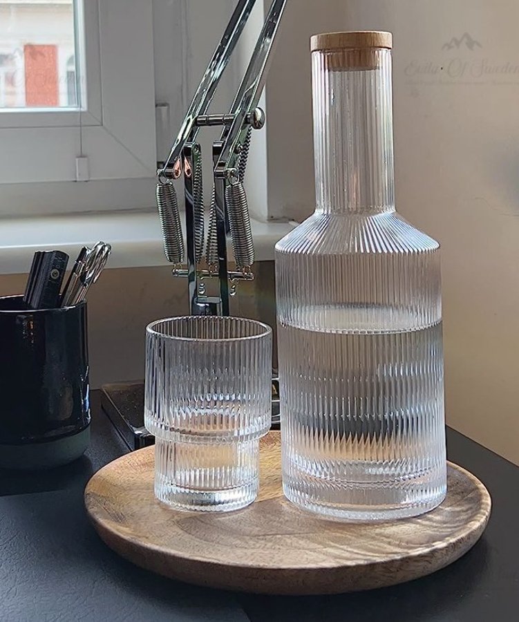 NYTT Karaff med lock  två glas | 750 ml | Räfflat vintage glas | Ordpris 329kr