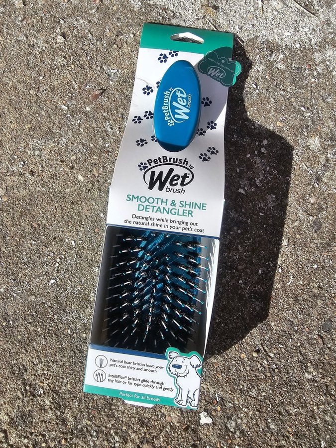 Wet Brush Smooth  Shine Detangler