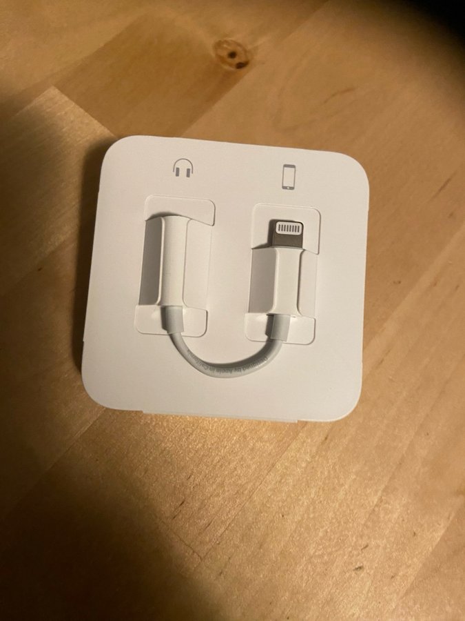 Apple EarPods med Lightning-kontakt