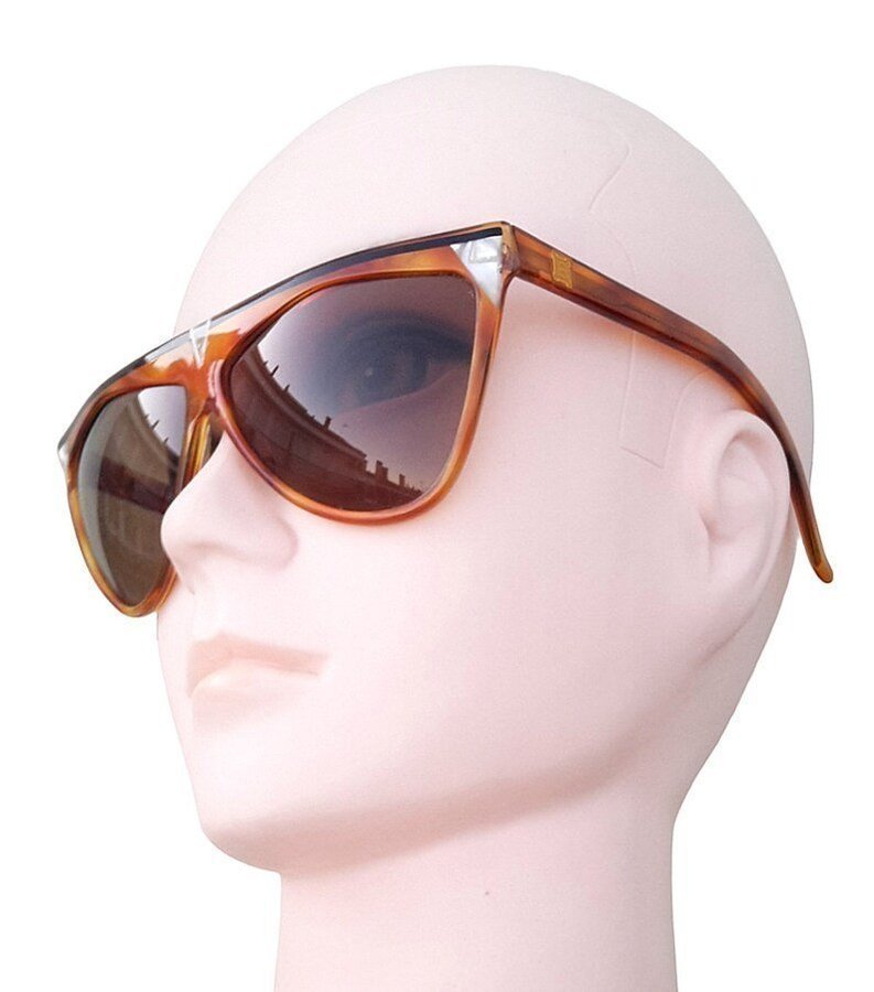 Laura Biagiotti T32 Women Sunglasses 80s Vintage, Made In Italy, Cindy Crawford