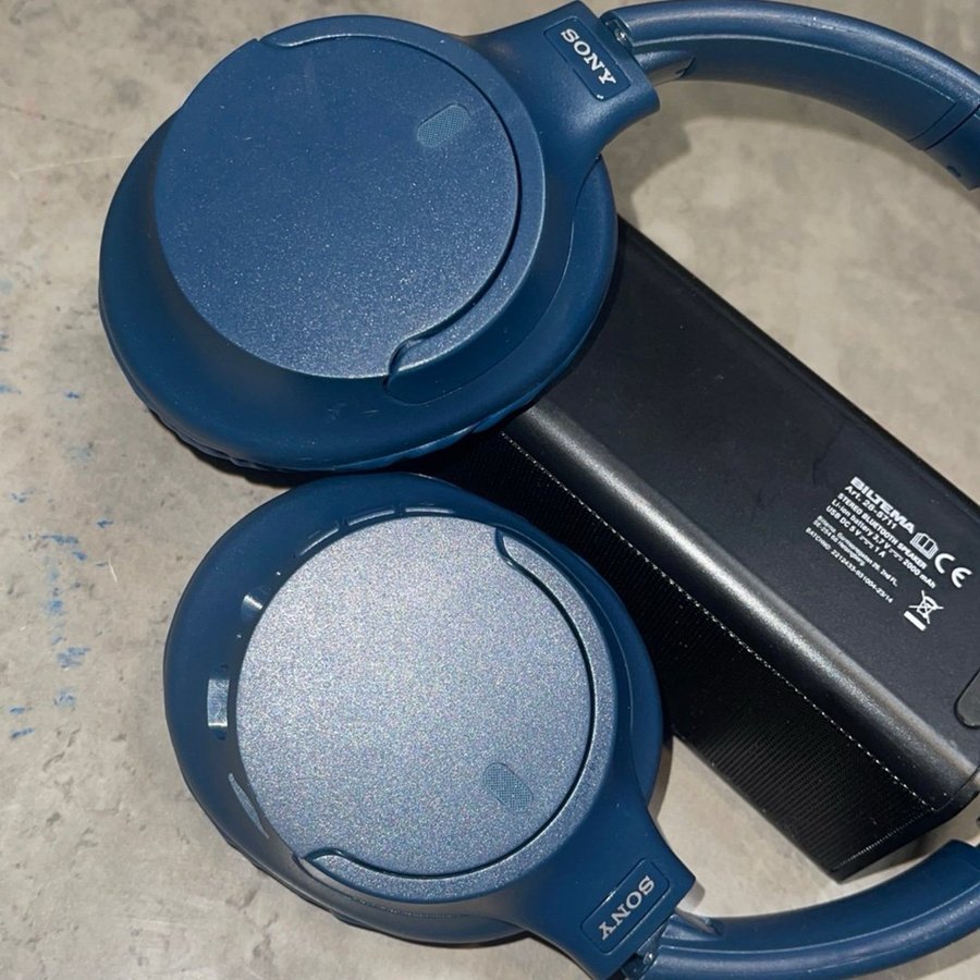 Bluetooth högtalare biltema+Sony hörlurar