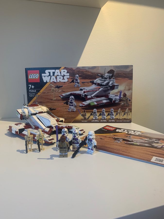 LEGO Star Wars 75342 Republic Fighter Tank #4