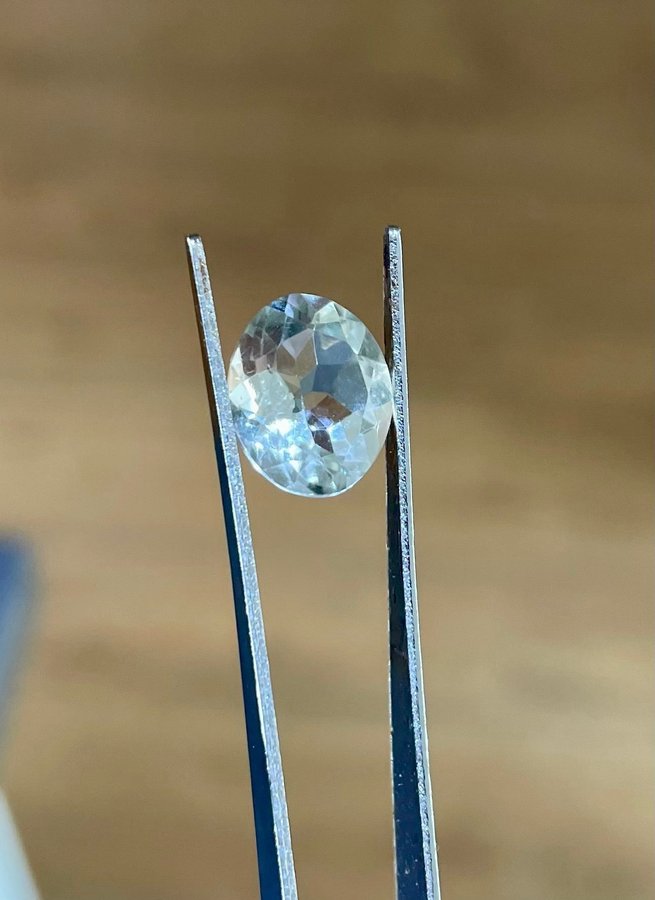 Prasiolit (grön ametist) 3,1 CT