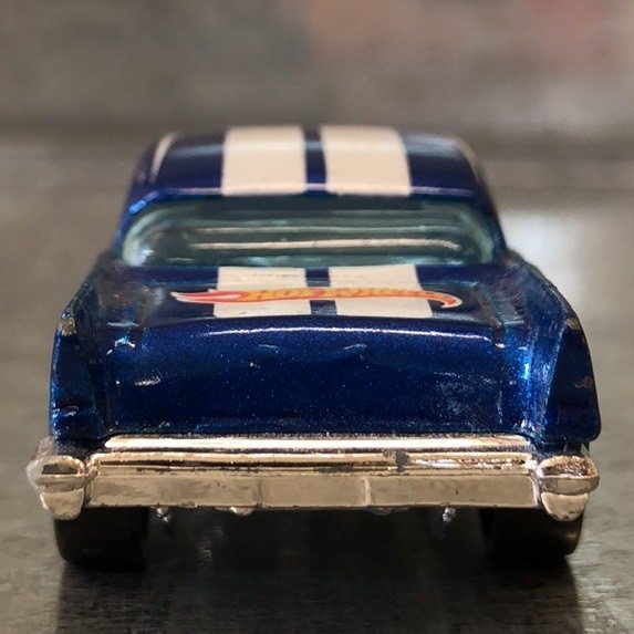 Hot Wheels '57 Chevy 1:64