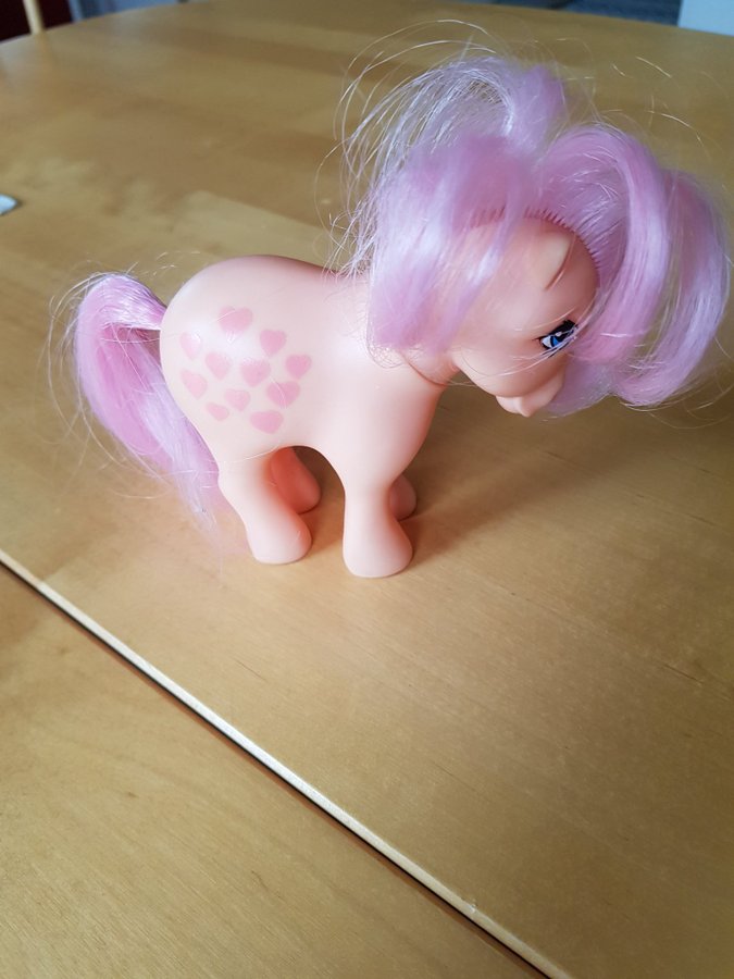 My Little Pony G1 - rosa med hjärtan