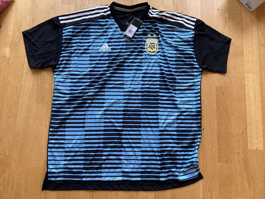 Ny med tags Adidas matchtröja fotboll Argentina storlek 2XL