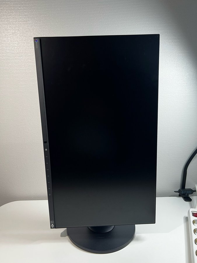 EIZO FLEXSCAN EV2450 PC-skärm