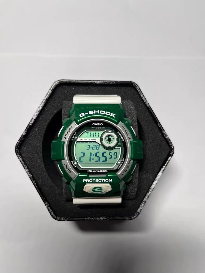 Casio G-Shock G-8900CS Green and White Digital Watch