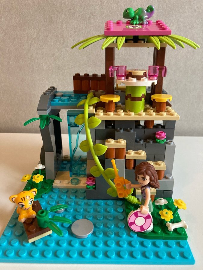 Lego Friends 41033 Räddning vid djungelvattenfallet, komplett!