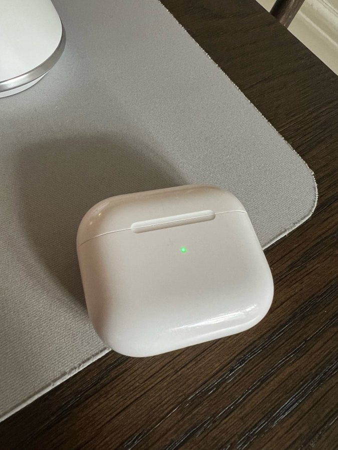 Apple AirPods (3e generation)