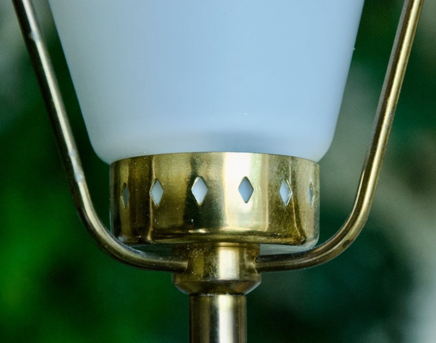 Elidus 602 bordslampa antik retro vintage lampa 50-tal mässing glaskupa