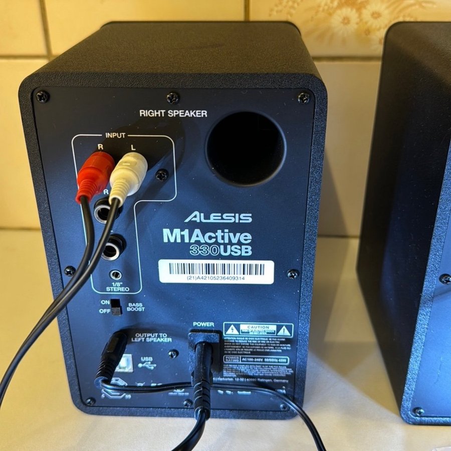 ALESIS M1Active 330USB