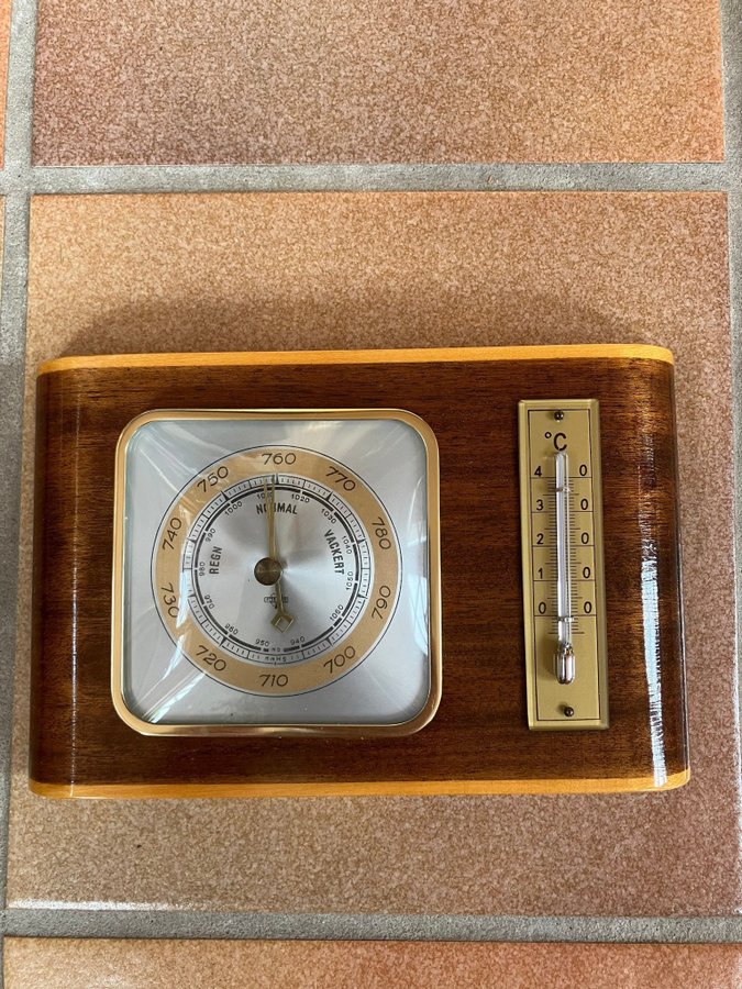 Vintage / retro barometer i teak