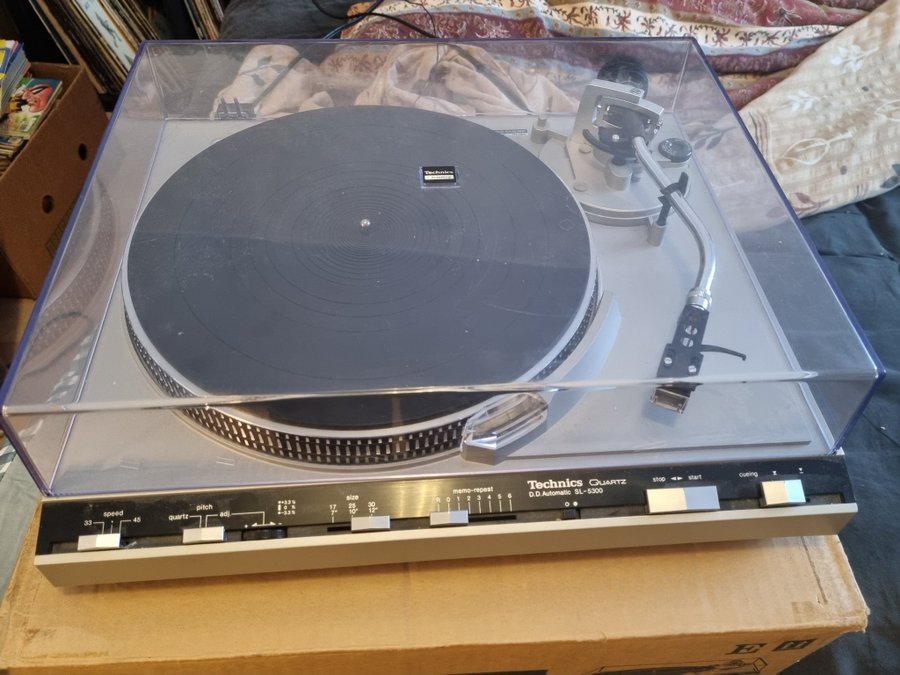 Technics SL-5300 helautomatisk skivspelare