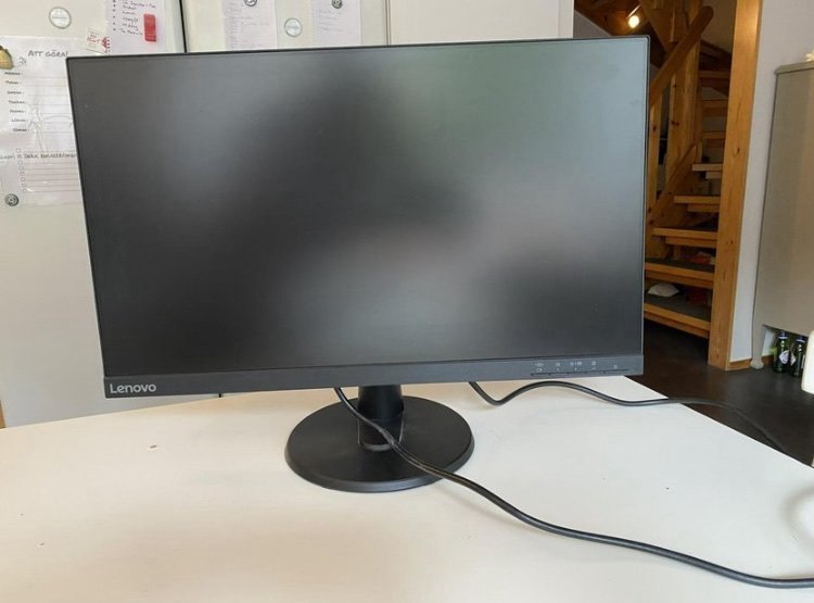 Lenovo D24-45 238" Full HD-dataskärm