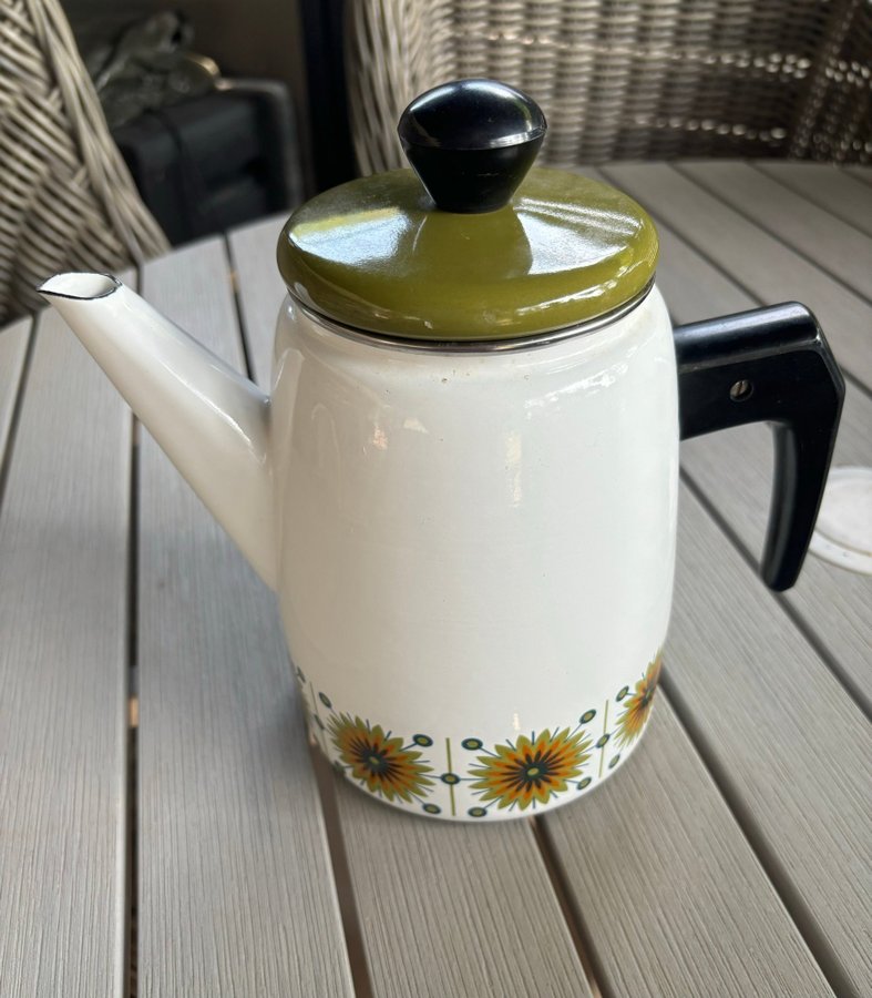 Kaffekanna emalj vit med blommor 1960-1970 Vintage Retro Austria