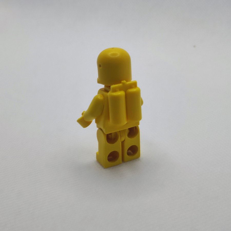 LEGO figur rymd Astronaut Classic Space - 1st Yellow with Air Tanks sp007 nr 2