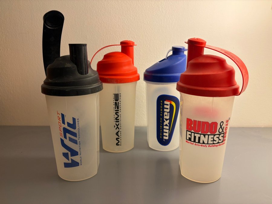 4 st Shakers för proteinpulver