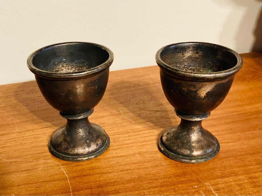 2 äggkoppar/små vintage bägare/ cup shot goblets ~ Krupp Berndorf Austria