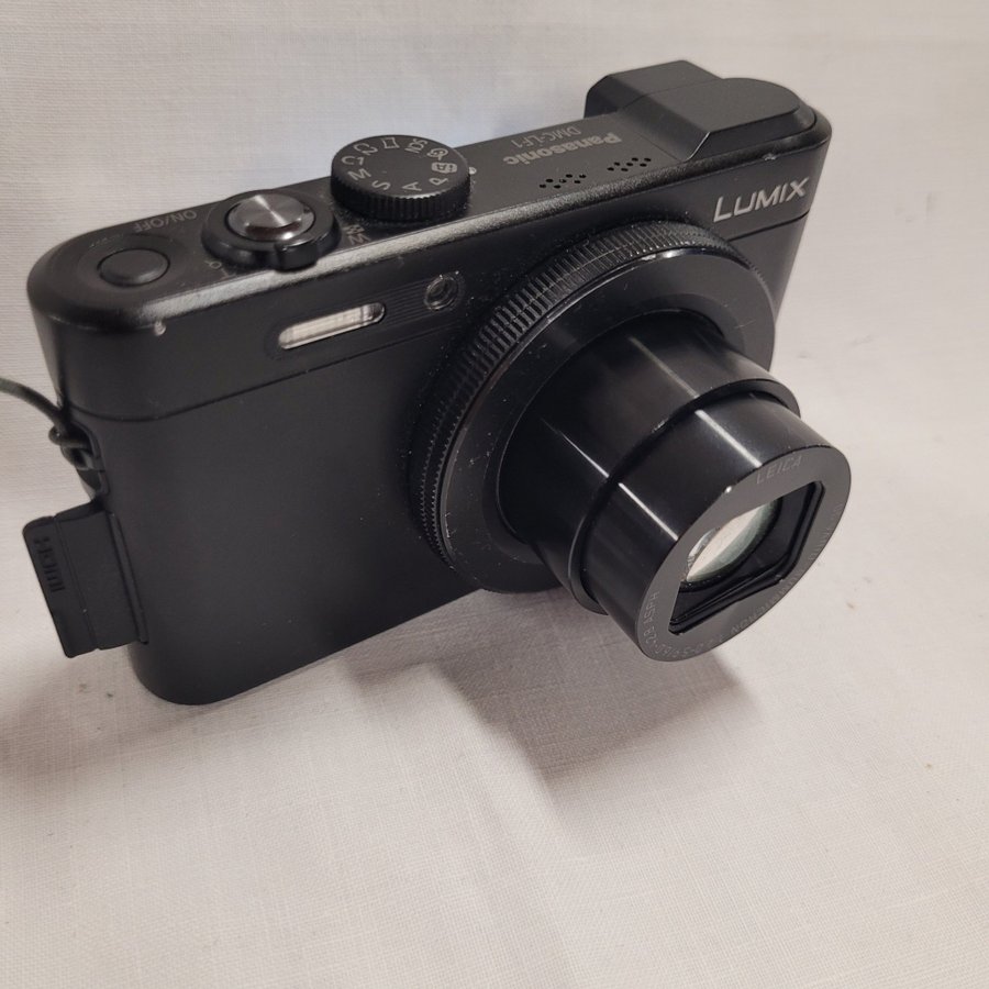 Panasonic Lumix DMC-LF1