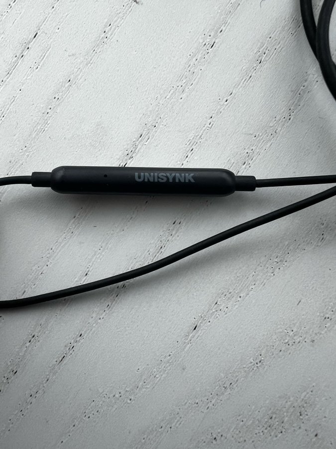 Unisynk Hörlurar med USB-C