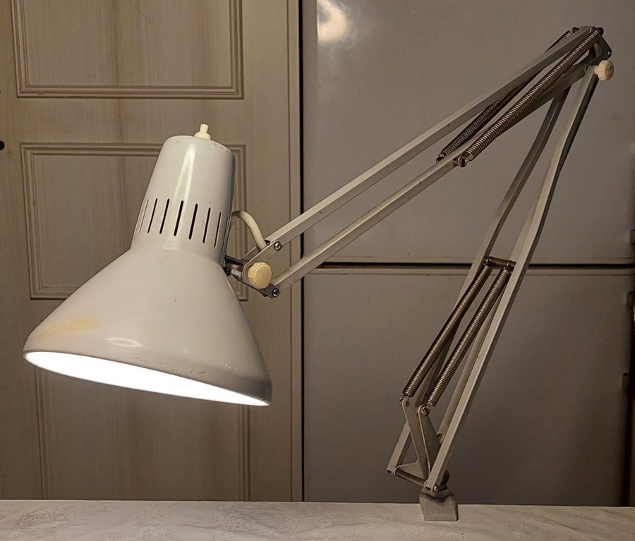 LEDU WASO skrivbordslampa/ arkitektlampa Retro