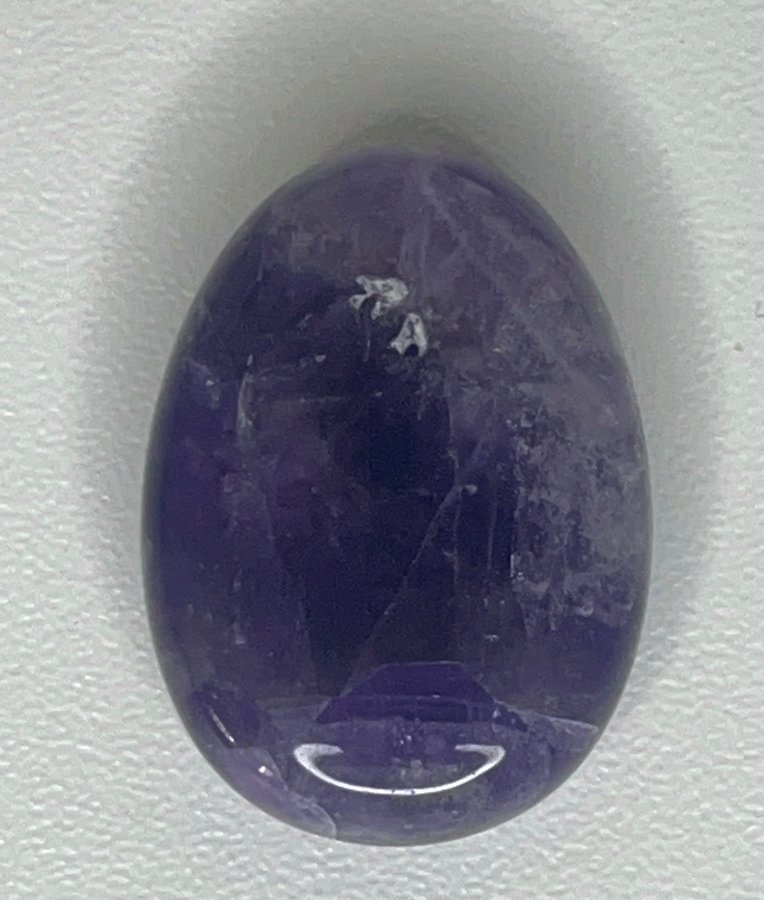 Naturlig Ametist 44,95 ct cabochon, perfekt för smycken. Healing/Reiki/diy