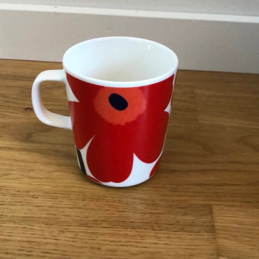 Marimekko kop 2,5 dl Oiva Unikko - röd blomma