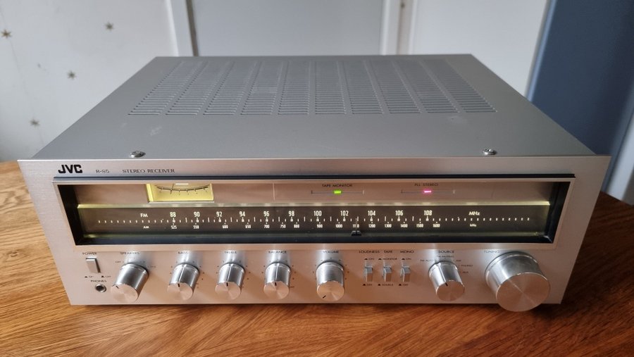 Vintage JVC R-S5 AM/FM Stereo Receiver