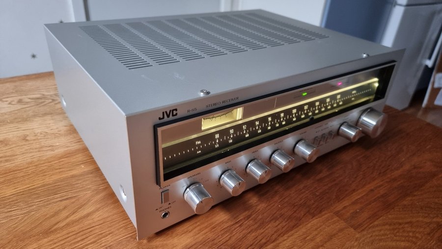 Vintage JVC R-S5 AM/FM Stereo Receiver