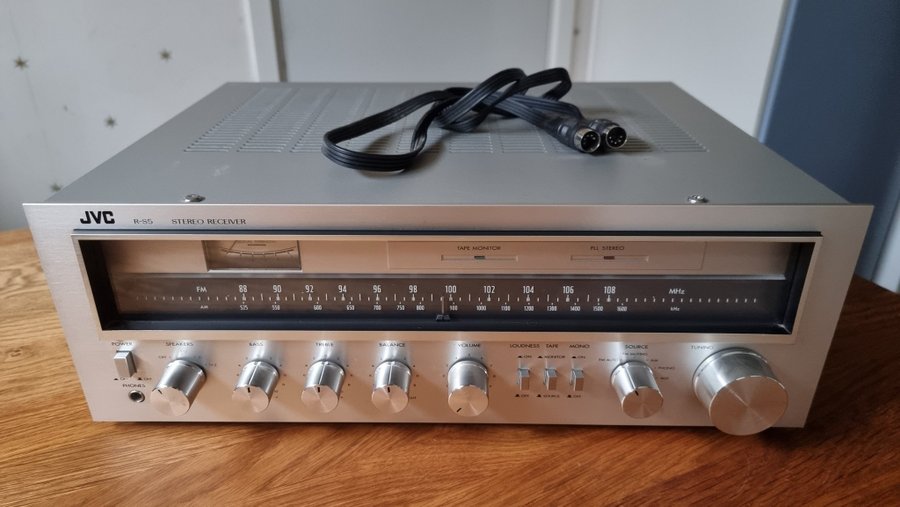 Vintage JVC R-S5 AM/FM Stereo Receiver