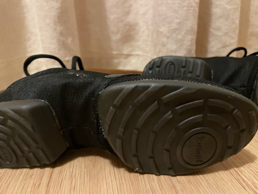 Bra skick! Rumpf Dance Shoes Svarta Storlek 41 (8)