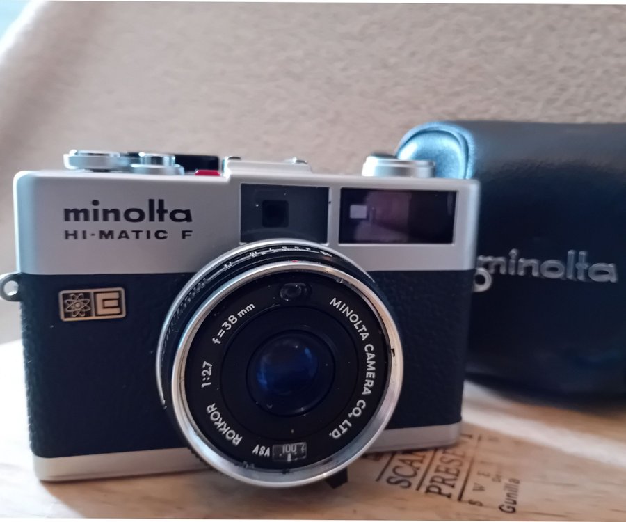 Minolta Hi-Matic F med orgenal fodral