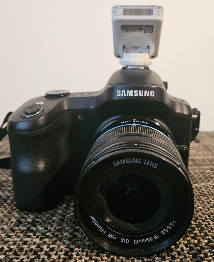 Samsung Galaxy NX kamera