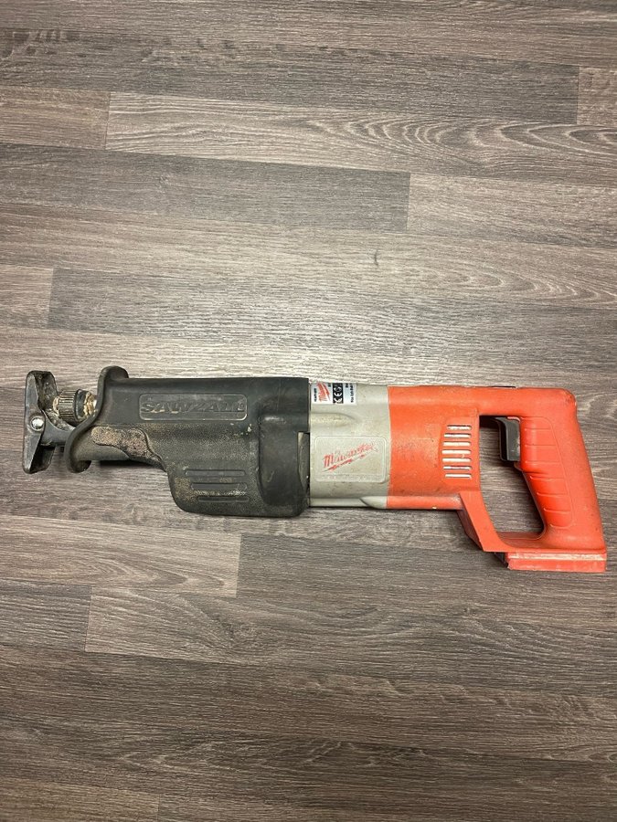 Milwaukee Sawzall V18 SX tigersåg