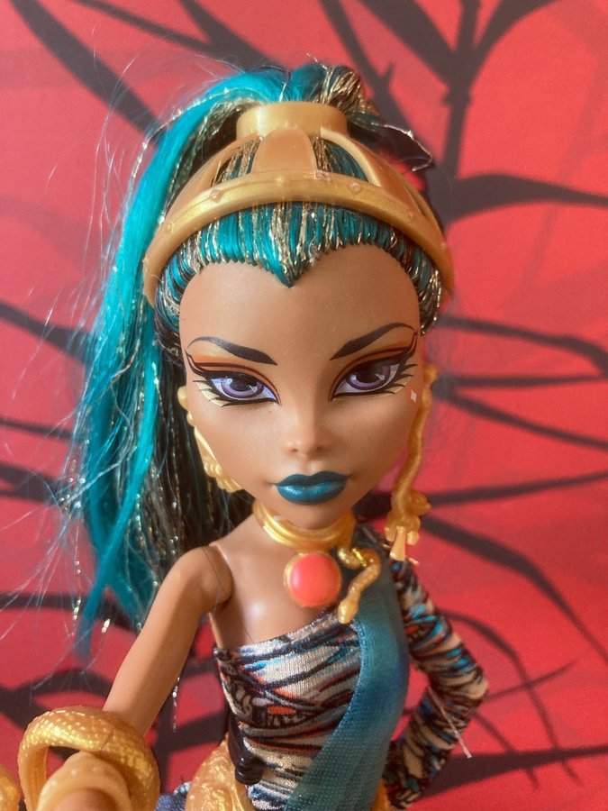 Monster High Nefera De Nile Doll