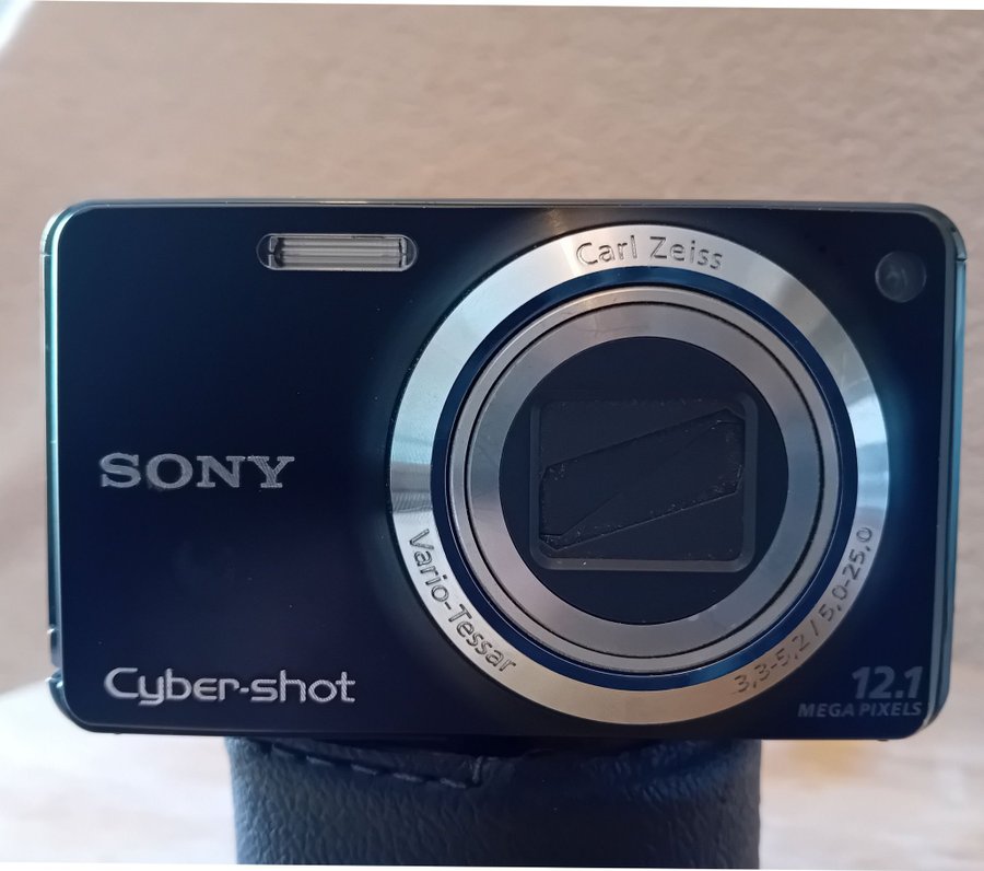 Sony Cyber-shot DSC-W275