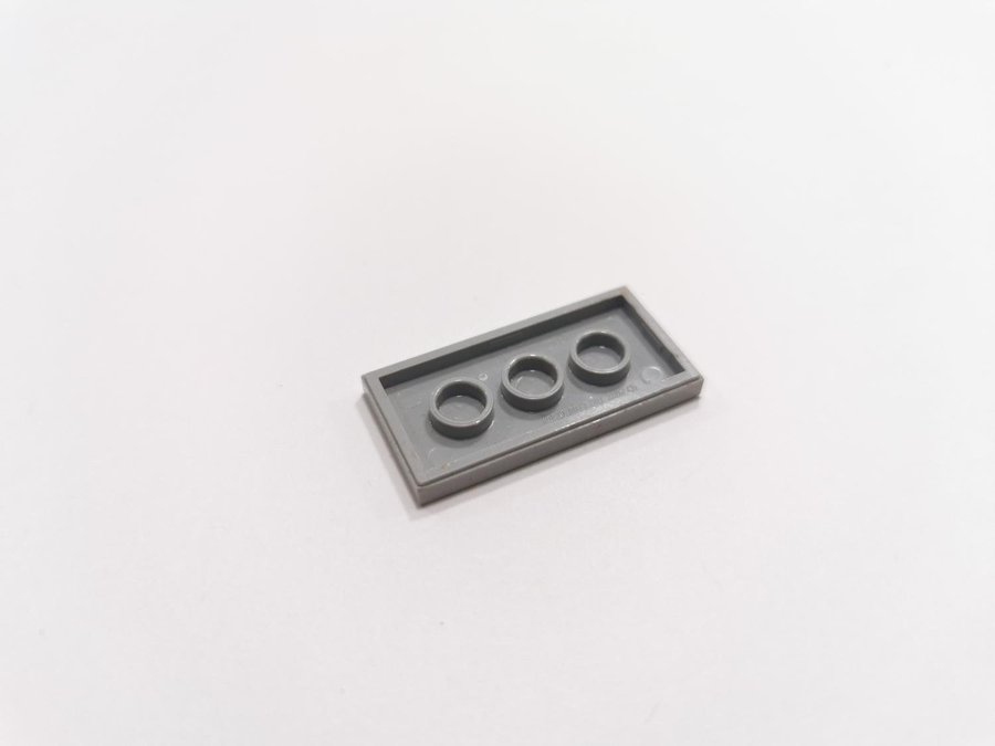 Lego - tile - slät - bas - 2x4 - part 87079 - ljusgrå (bluish)