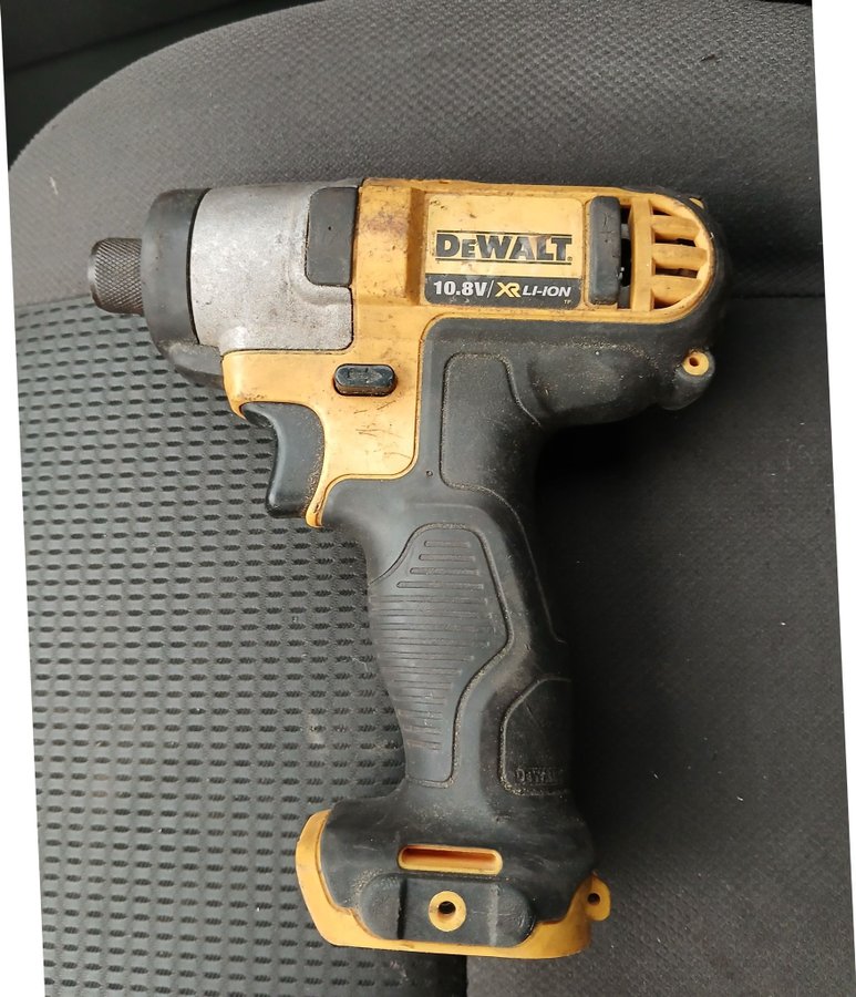 Dewalt 10.8V Xr Li-Ion Slagskruvdragare