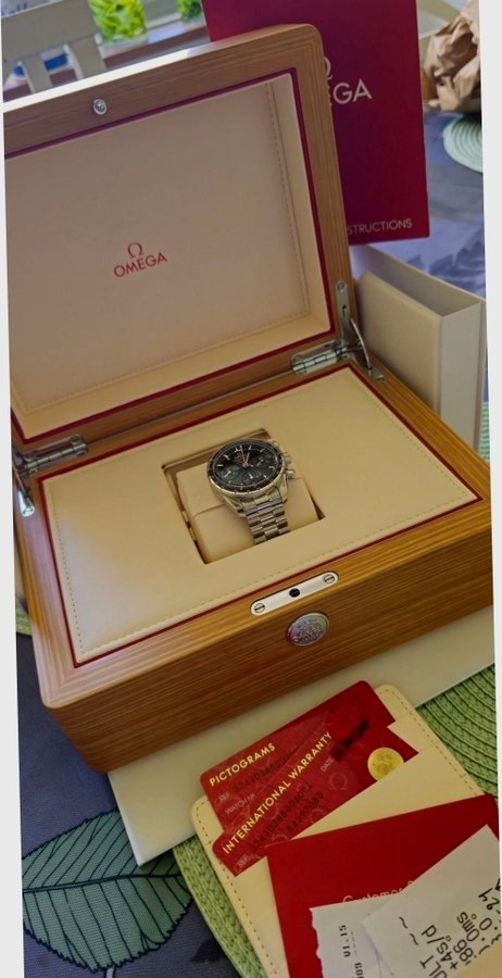 Omega Speedmaster Chronograph co-axial 38mm